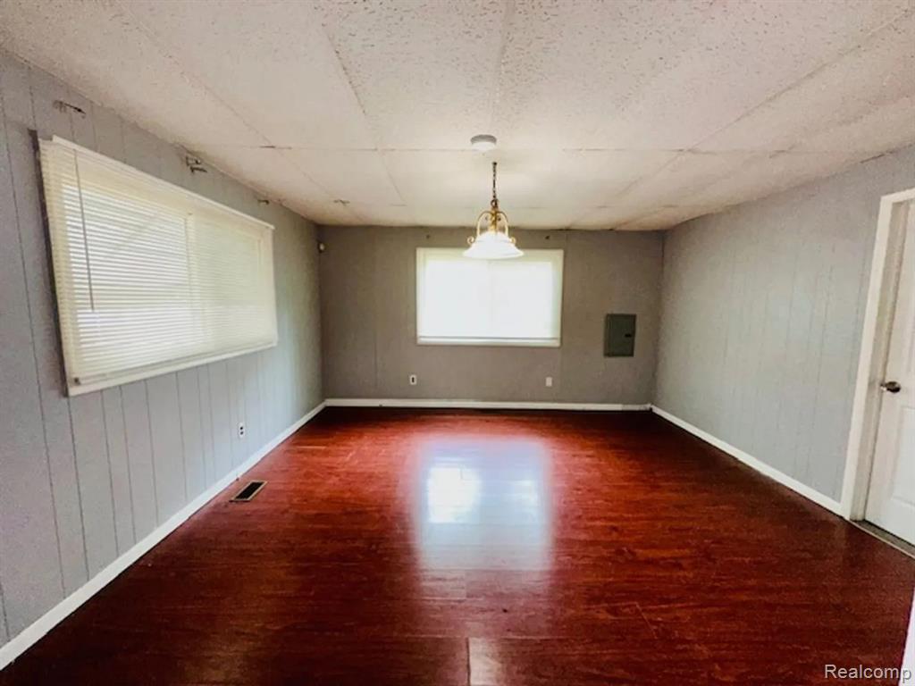 9213 Plainview Avenue, Detroit, MI 48228 — Photo 9