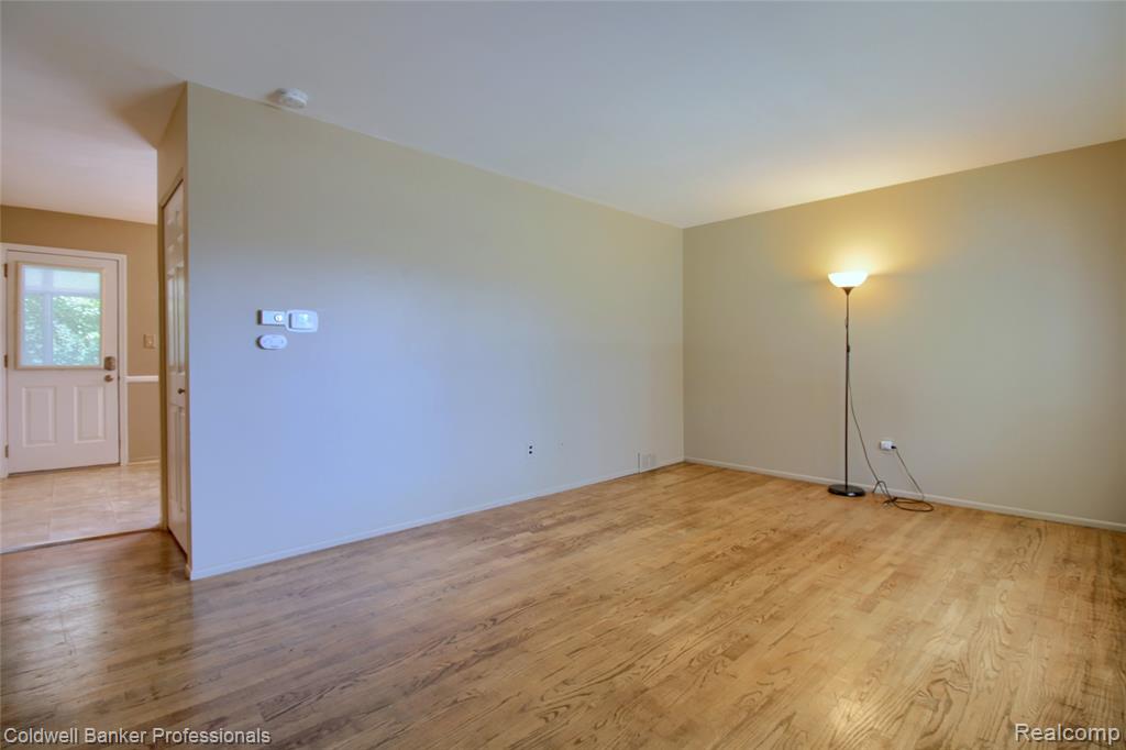 41928 River Oaks, Plymouth, MI 48170 — Photo 5