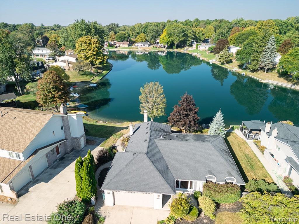 6621 Northpoint Drive, Troy, MI 48085 — Photo 5