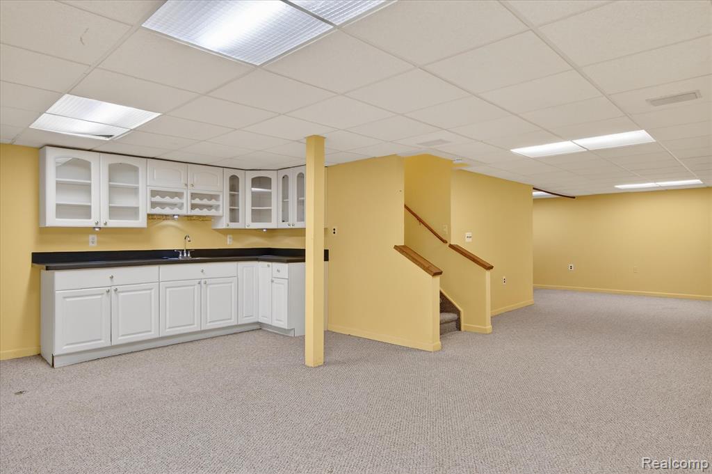 4364 S Meadow Drive, Waterford, MI 48329 — Photo 35