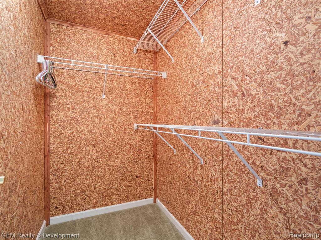 7487 KENNINGTON Boulevard, West Bloomfield, MI — Photo 33