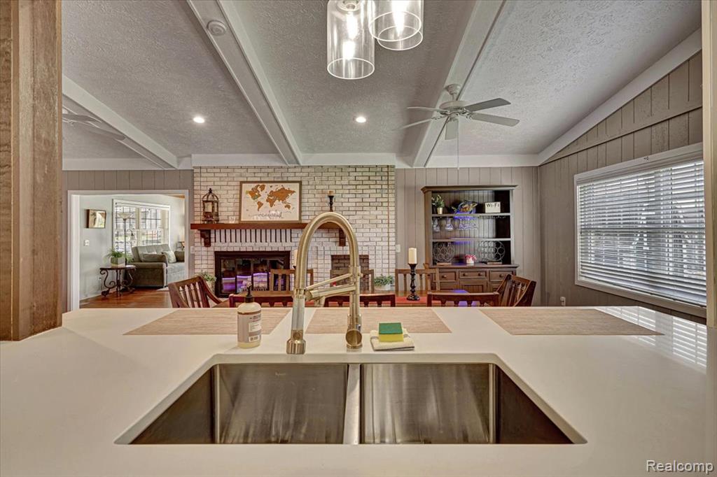 131 Bryan J Drive, Houghton Lake, MI 48629 — Photo 9