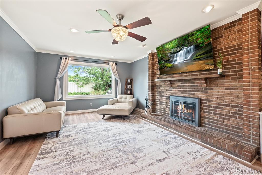 44644 Crestmont Drive, Canton, MI 48187 — Photo 12