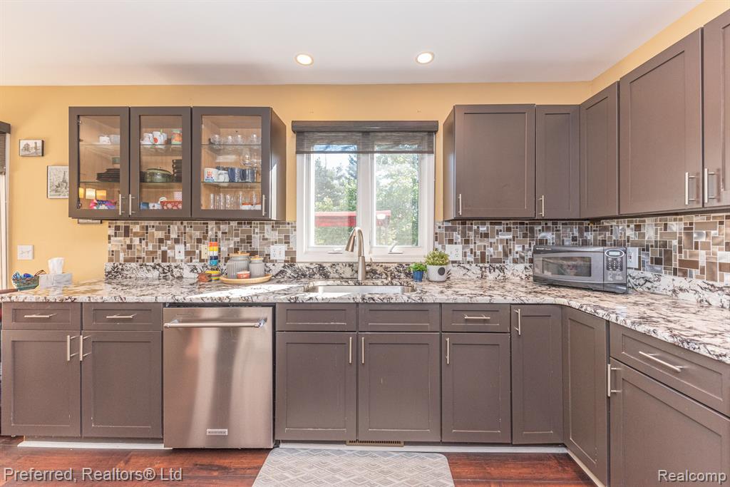 3104 SPRING HOLLOW, Ann Arbor, MI 48105 — Photo 22