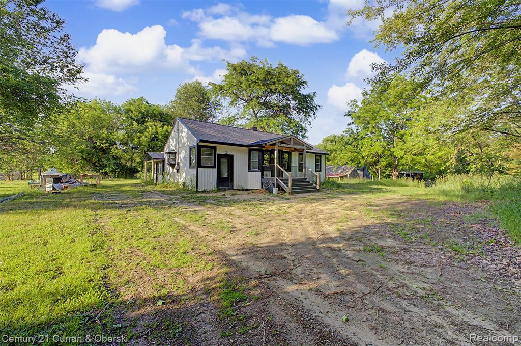 4296 Burgess Road, Pinckney, MI 48169 — Photo 2