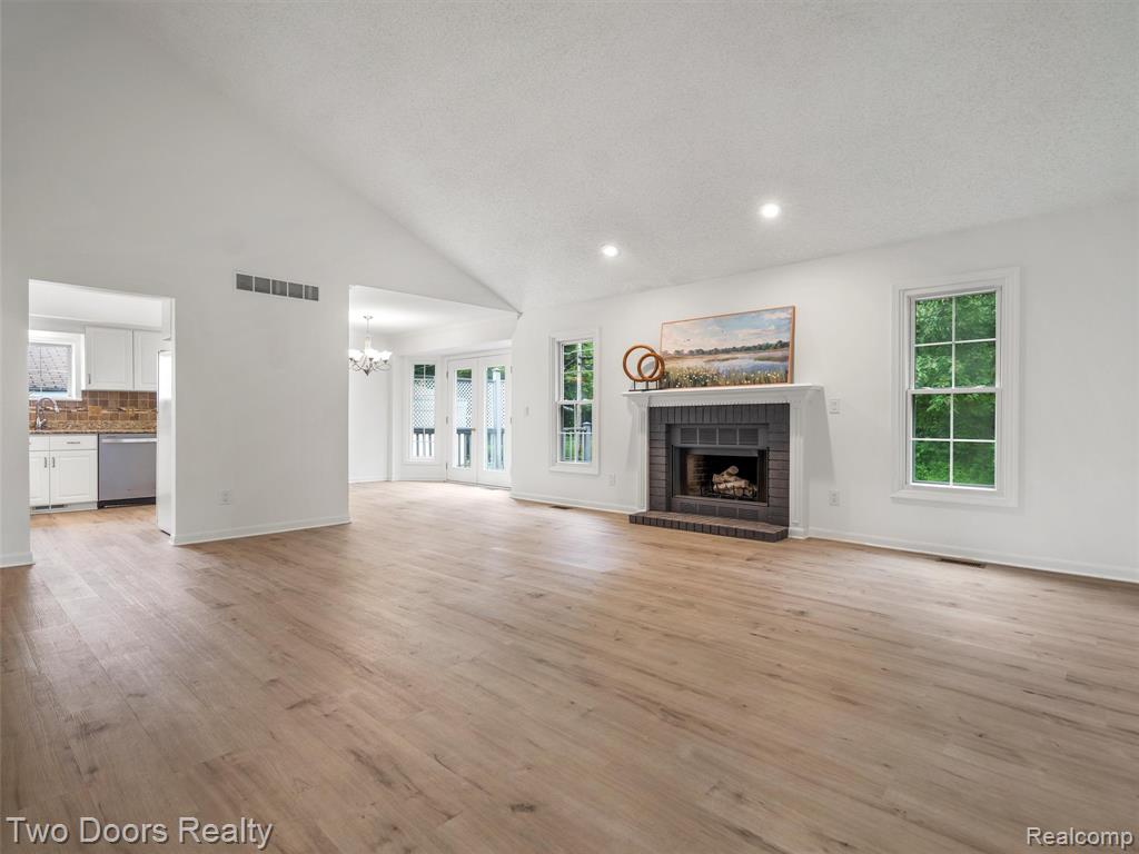 53020 Wolf Drive, Shelby Twp, MI 48316 — Photo 17