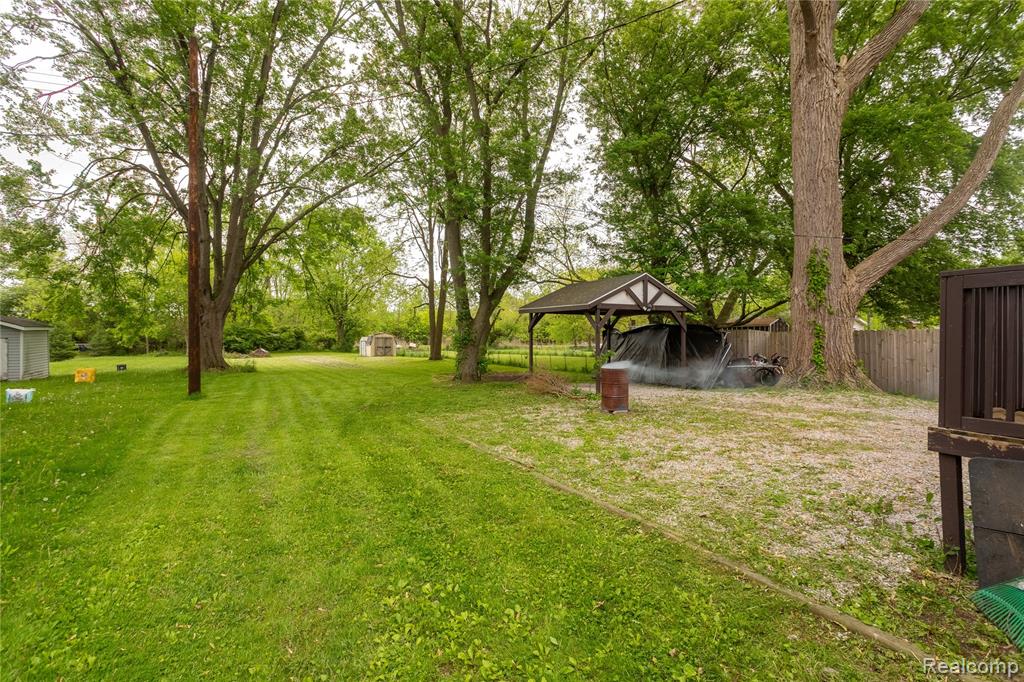 1896 SPAULDING Road, Monroe, MI 48162 — Photo 21