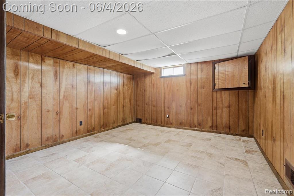 725 Deerpath Court, Ortonville, MI 48462 — Photo 61