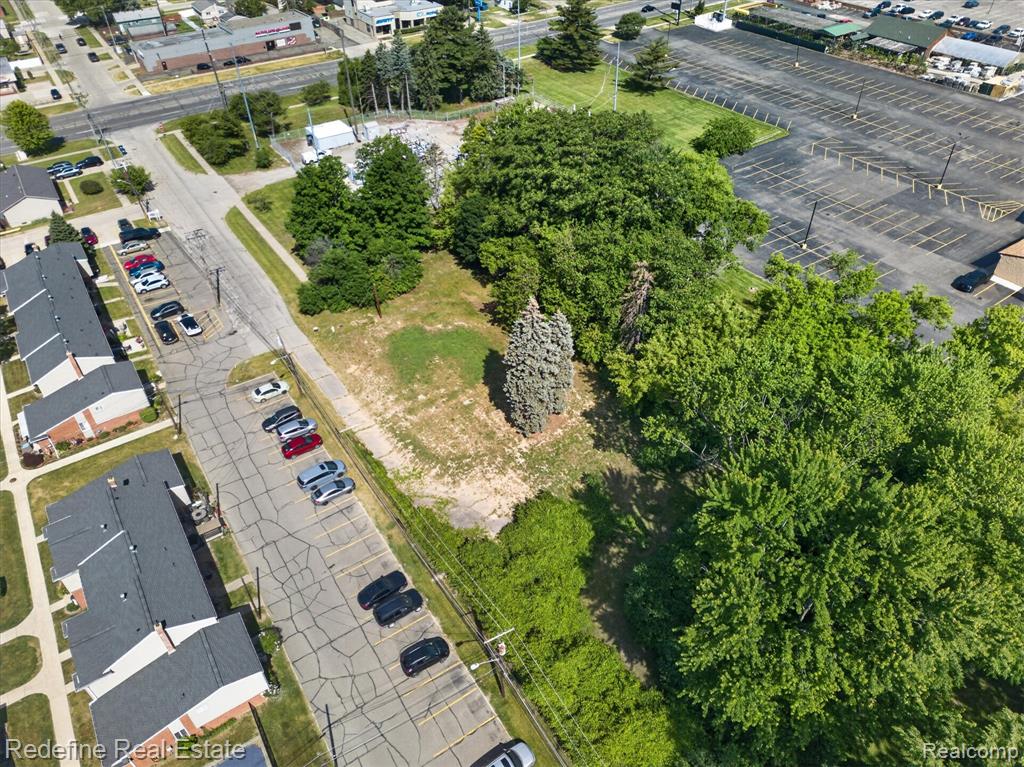 8304 Lanewood Street, Westland, MI — Photo 4