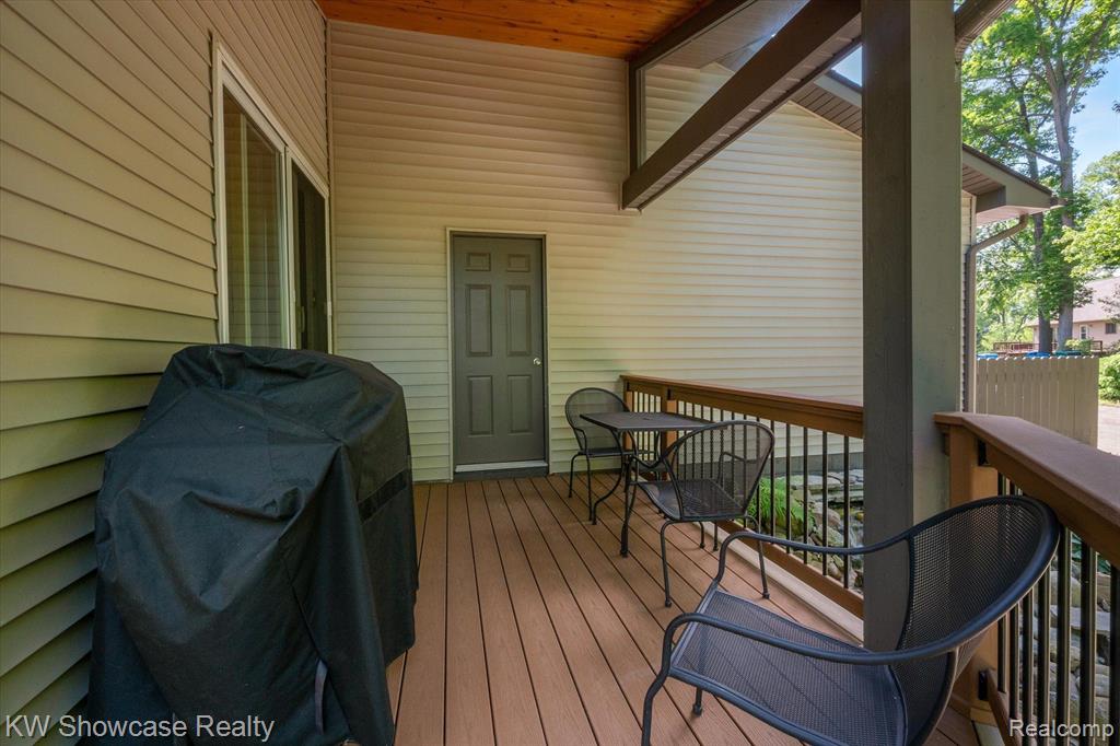4020 Watuga Street, Commerce Twp, MI 48390 — Photo 40