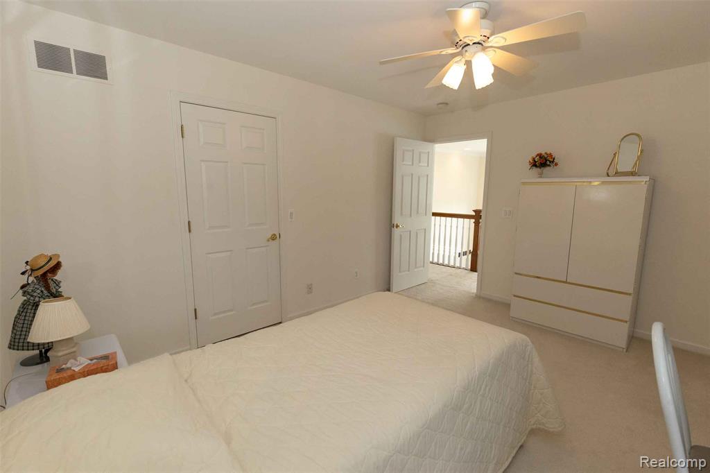 2051 Scott Lake RD Road, Waterford, MI 48328 — Photo 23