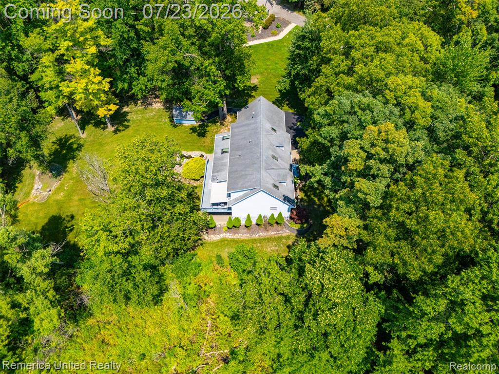 11922 Cody Creek Court, South Lyon, MI 48178 — Photo 71
