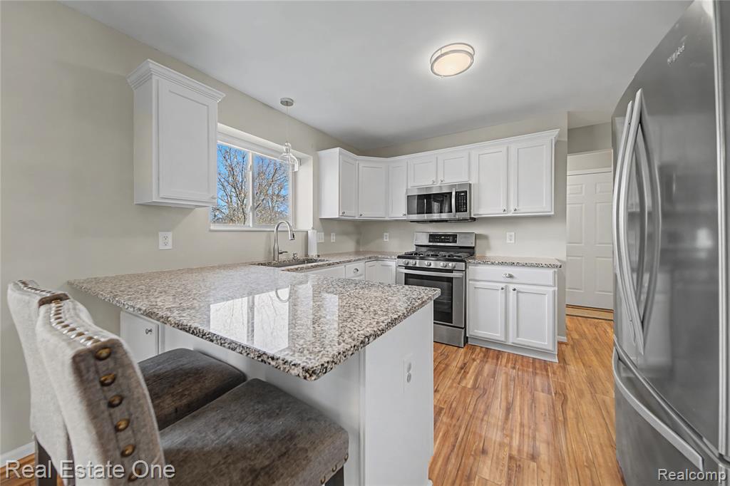439 Brentwood Drive, Pinckney, MI 48169 — Photo 14