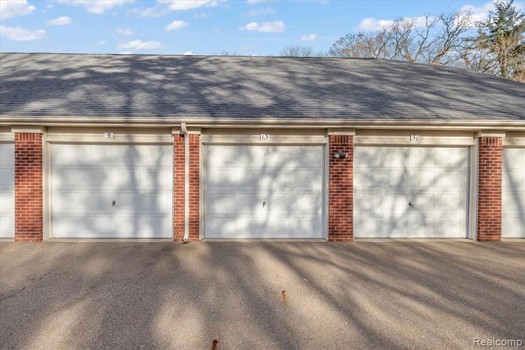 6600 TRILLIUM VILLAGE Lane, 13, Clarkston, MI — Photo 3