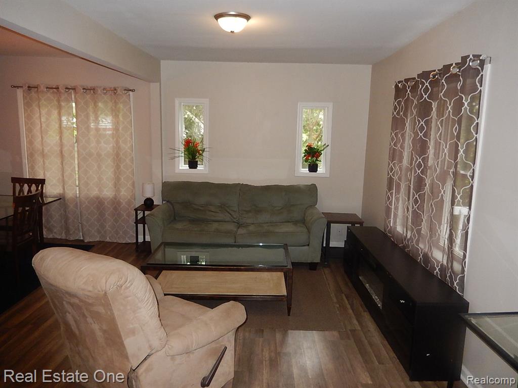 21067 WESTVIEW Avenue, Ferndale, MI 48220 — Photo 6