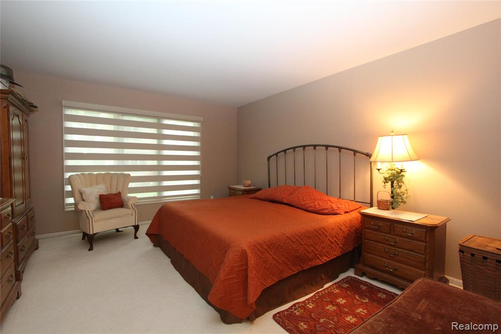 43103 W Kirkwood Drive, Clinton Twp, MI 48038 — Photo 14
