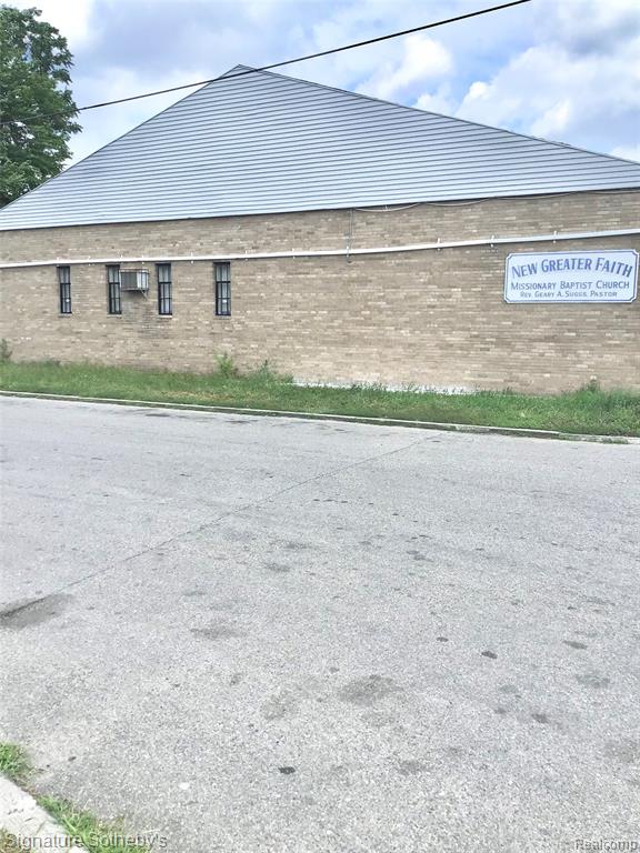 15801 Schaefer Highway