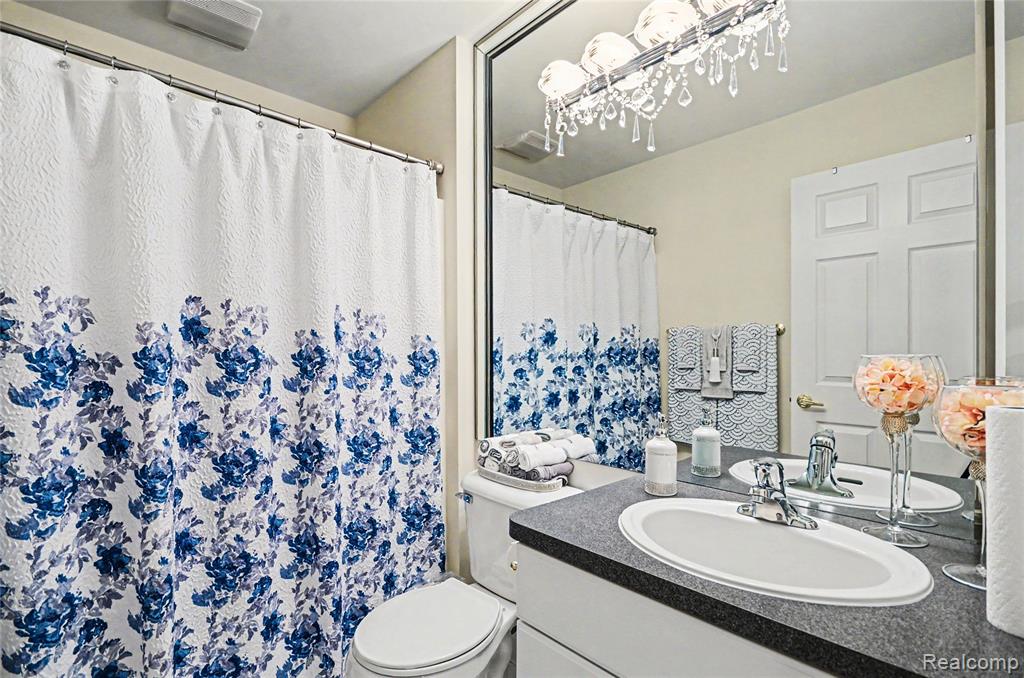 7316 N Central Park, Utica, MI 48317 — Photo 24