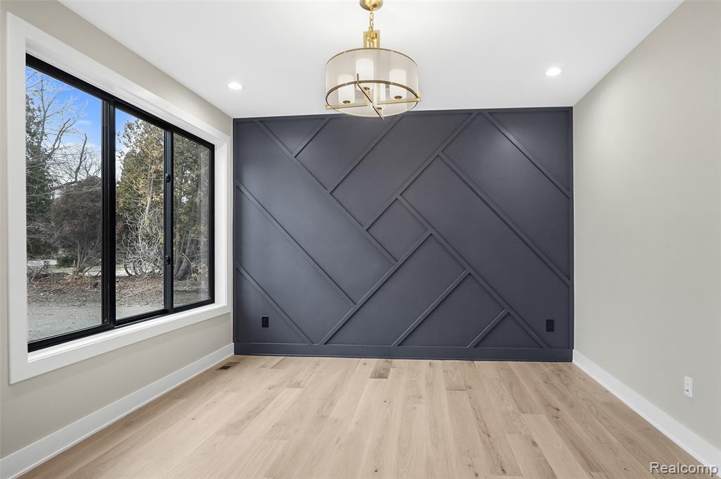 31130 Lahser, Beverly Hills, MI 48025 — Photo 14