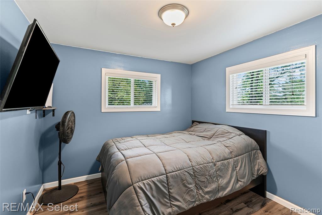6030 Sun Valley Drive, Grand Blanc, MI 48439 — Photo 16