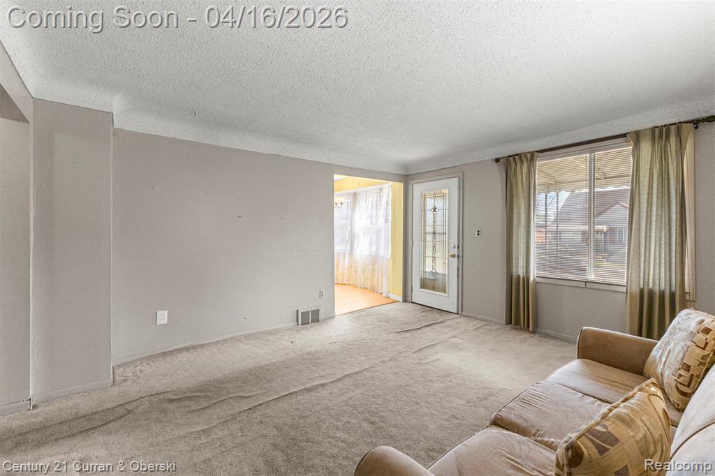 866 Clinton Street, Wyandotte, MI 48192 — Photo 9