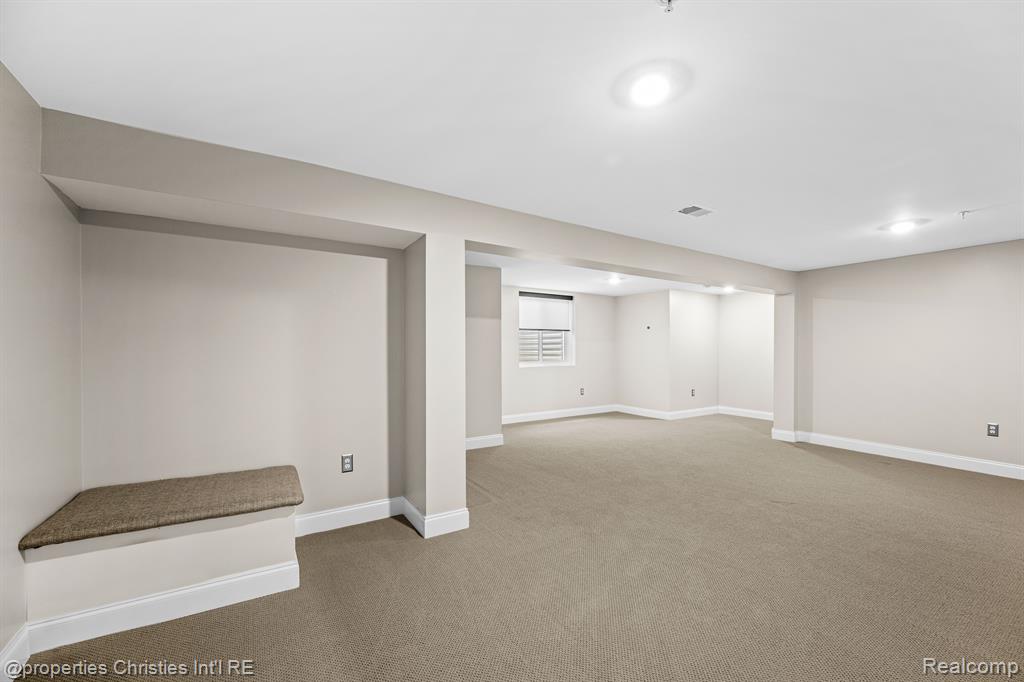 45622 ARAGON Lane, Canton, MI 48187 — Photo 22