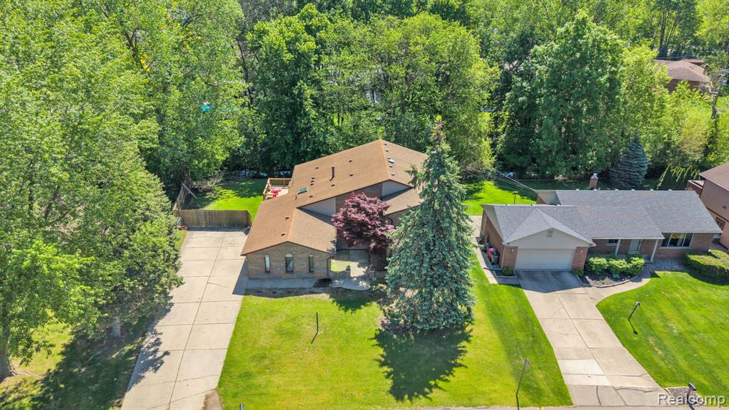 18823 Millar Road, Clinton Twp, MI 48036 — Photo 3