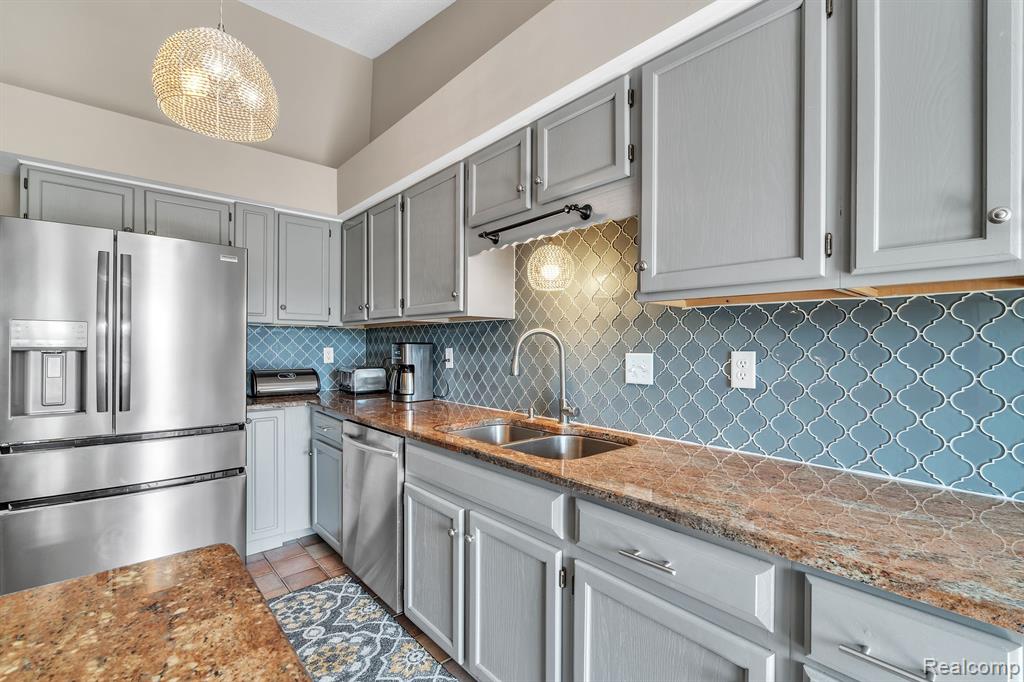 1955 PEBBLE CREEK Drive, Canton, MI 48188 — Photo 19