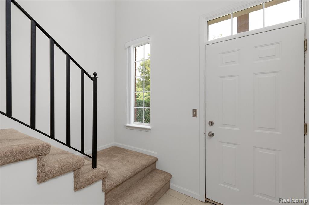1790 Flagstone Circle, Rochester, MI 48307 — Photo 5