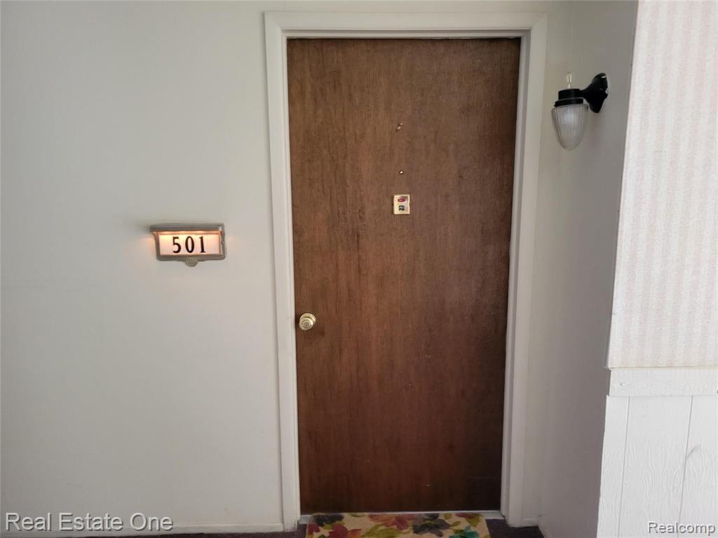 509 E UNIVERSITY, Rochester, MI 48307 — Photo 2