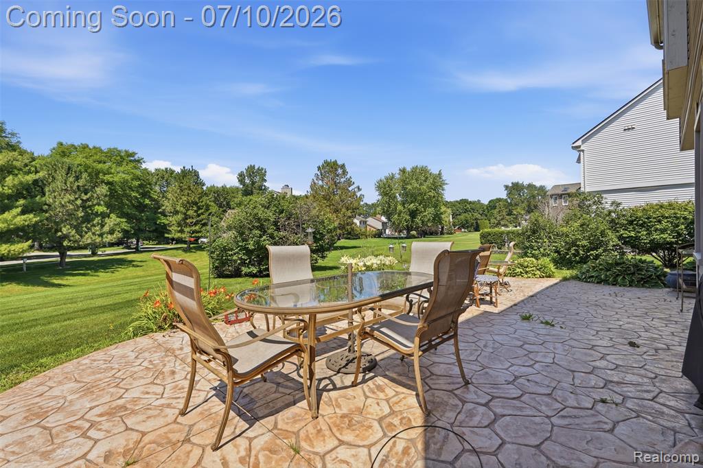 4110 Castlewood Drive, Wixom, MI 48393 — Photo 28