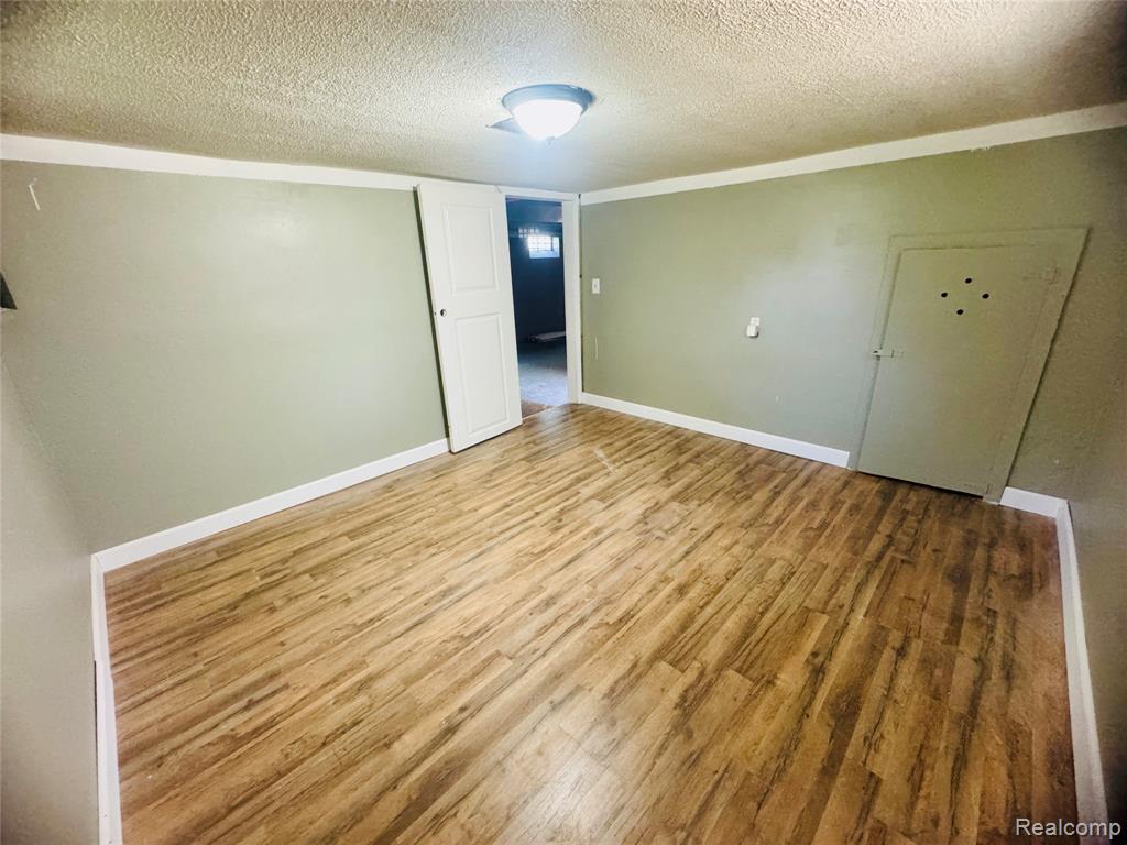 17221 Sunset Street, Hamtramck, MI 48212 — Photo 16