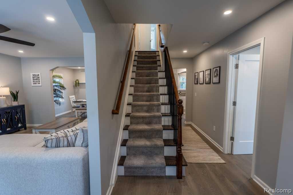 244 Gladwin Avenue, Commerce Twp, MI — Photo 3