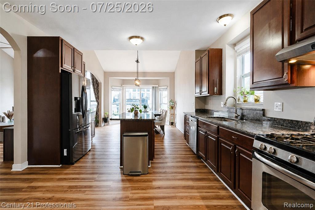 27089 Maxwell Court, Novi, MI — Photo 29