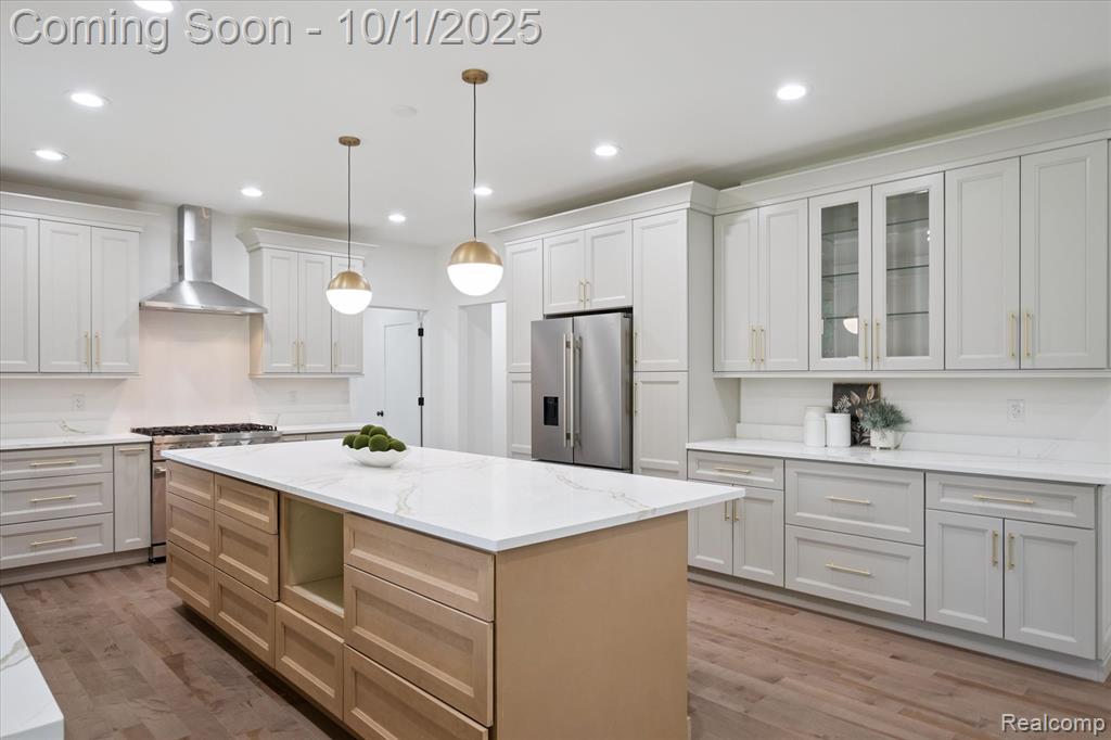 46676 Grand Oak Court, Canton, MI 48187 — Photo 14