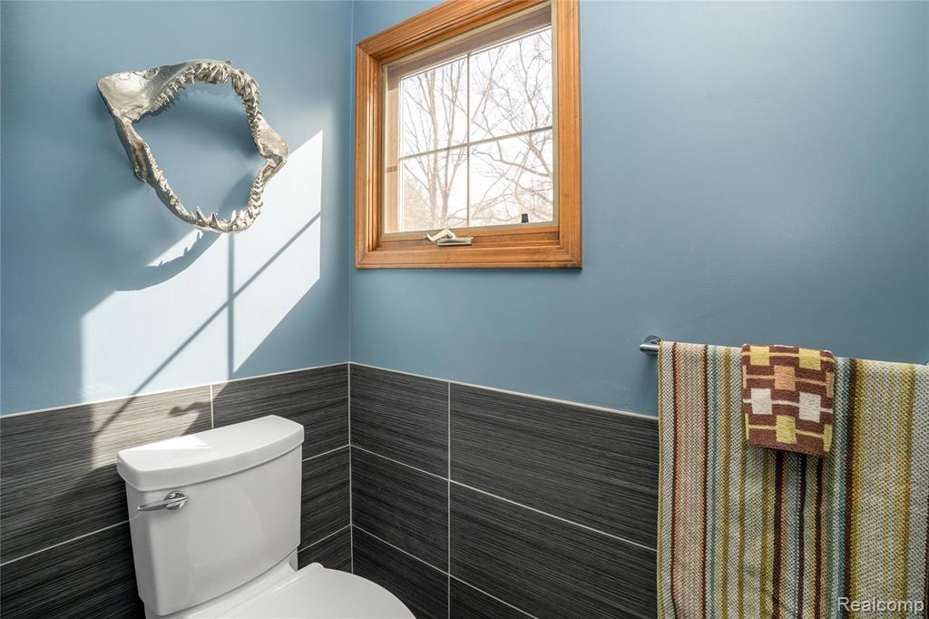 32870 Bingham Lane, Bingham Farms, MI 48025 — Photo 50