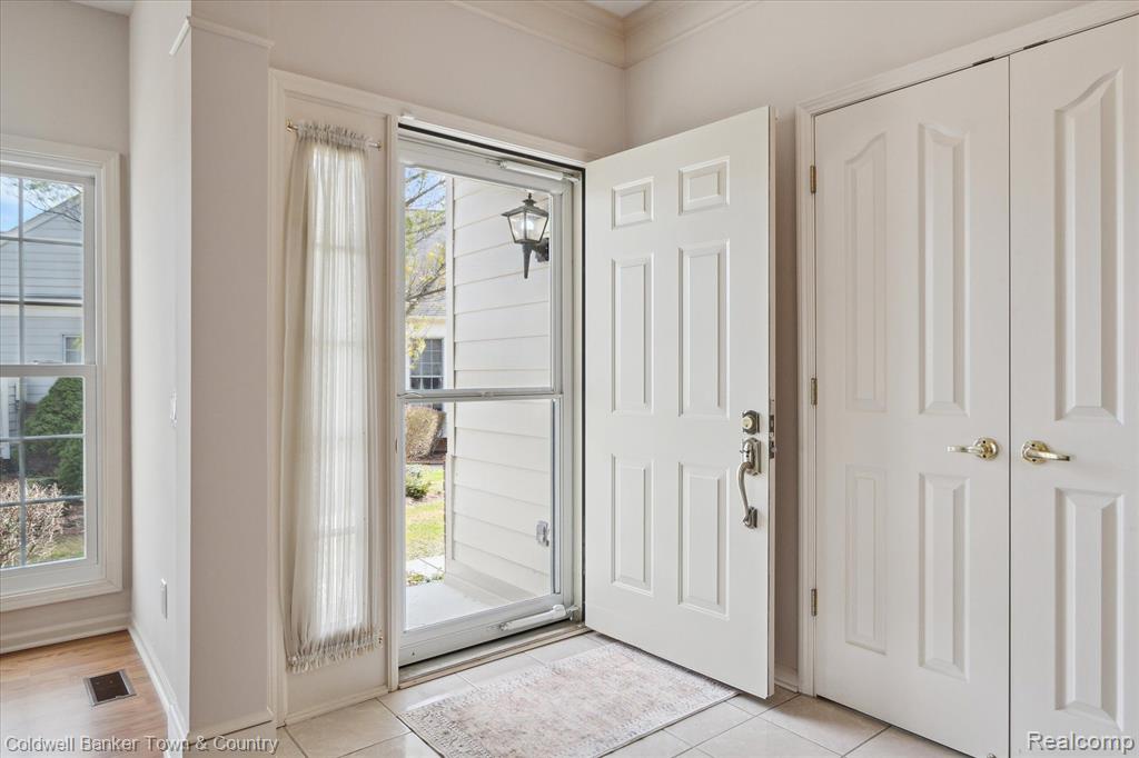 39682 MUIRFIELD Lane, 255, Northville, MI 48168 — Photo 4
