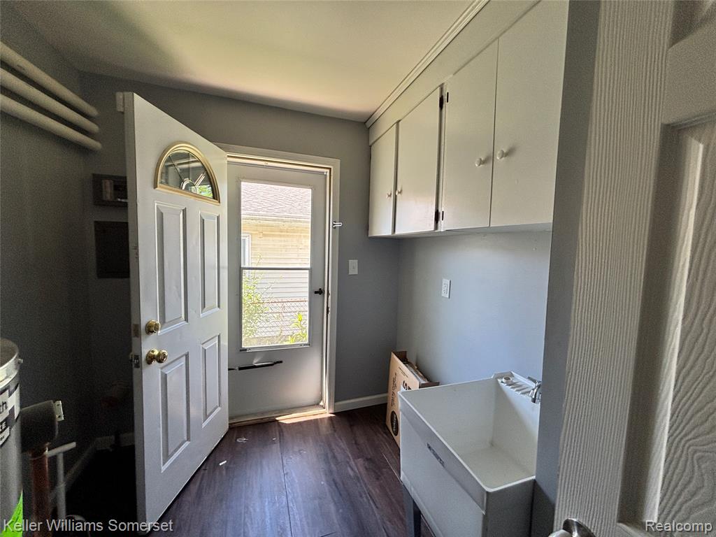 8145 Lozier Avenue, Warren, MI 48089 — Photo 10