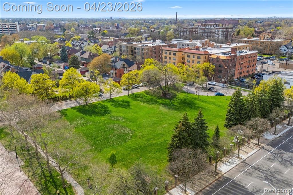 685 W Bethune Street, Detroit, MI 48202 — Photo 36
