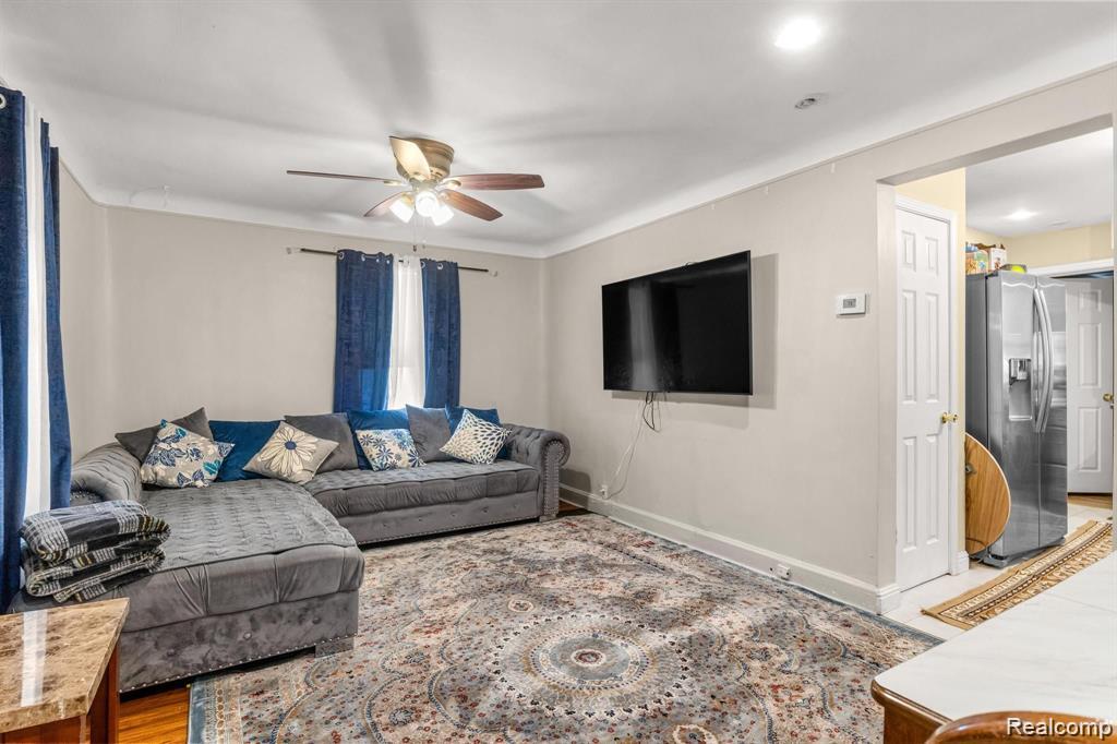 6763 N Gulley Road, Dearborn Heights, MI 48127 — Photo 5