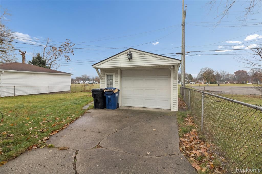 9540 Mercedes, Redford, MI 48239 — Photo 42