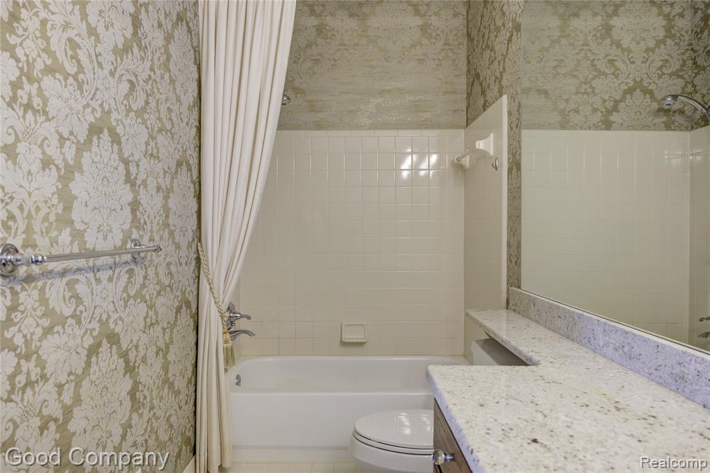 4617 Covington Court, Rochester, MI 48306 — Photo 25