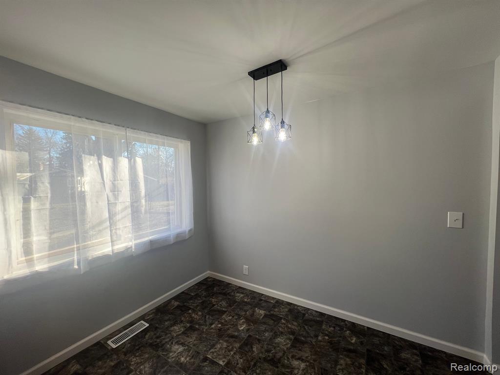 6038 NATCHEZ Drive, Mount Morris, MI 48458 — Photo 12