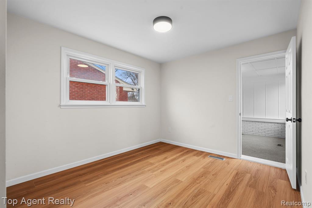 20527 Chapel Street, Detroit, MI 48219 — Photo 22