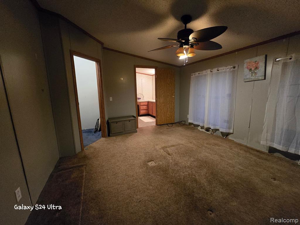 10414 N PARK Street, Casco, MI 48064 — Photo 6