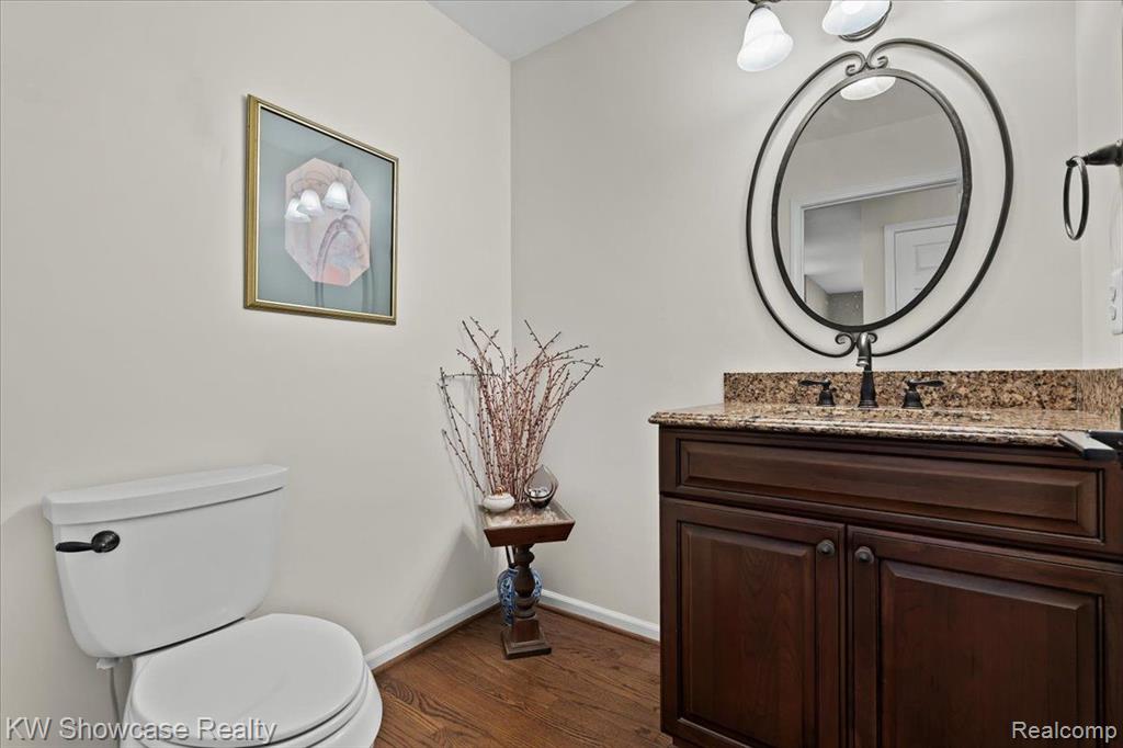 54771 GRENELEFE Circle E, South Lyon, MI 48178 — Photo 19