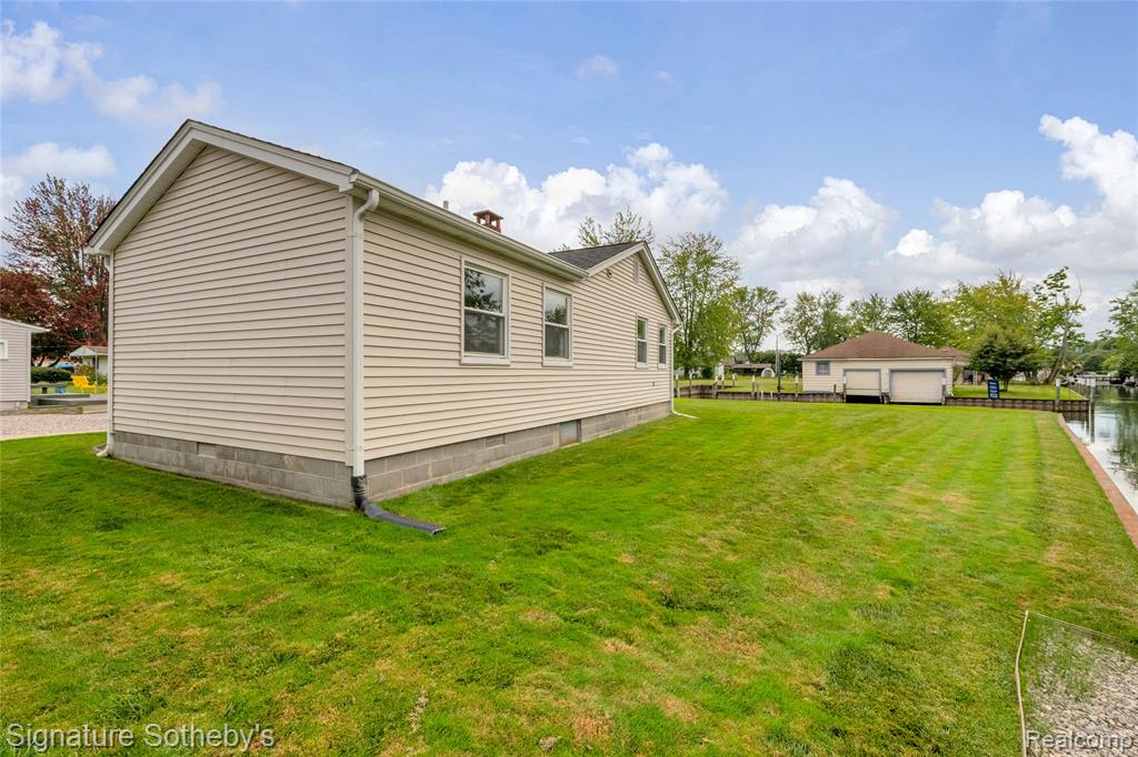 125 North Avenue, Algonac, MI 48001 — Photo 34