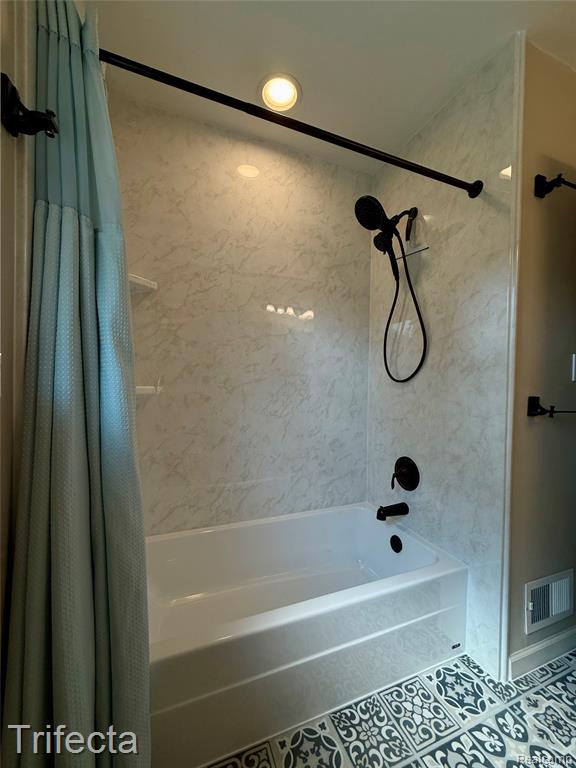47555 Dequindre Road, Rochester Hills, MI 48307 — Photo 11