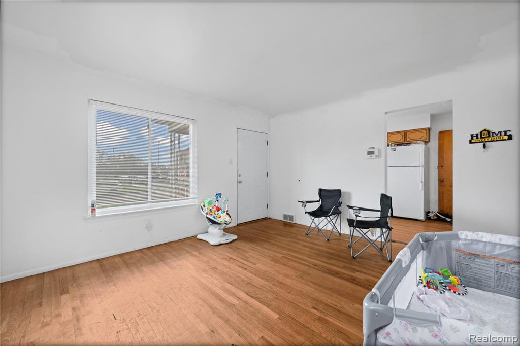 12901 Visger Street, Detroit, MI 48217 — Photo 6