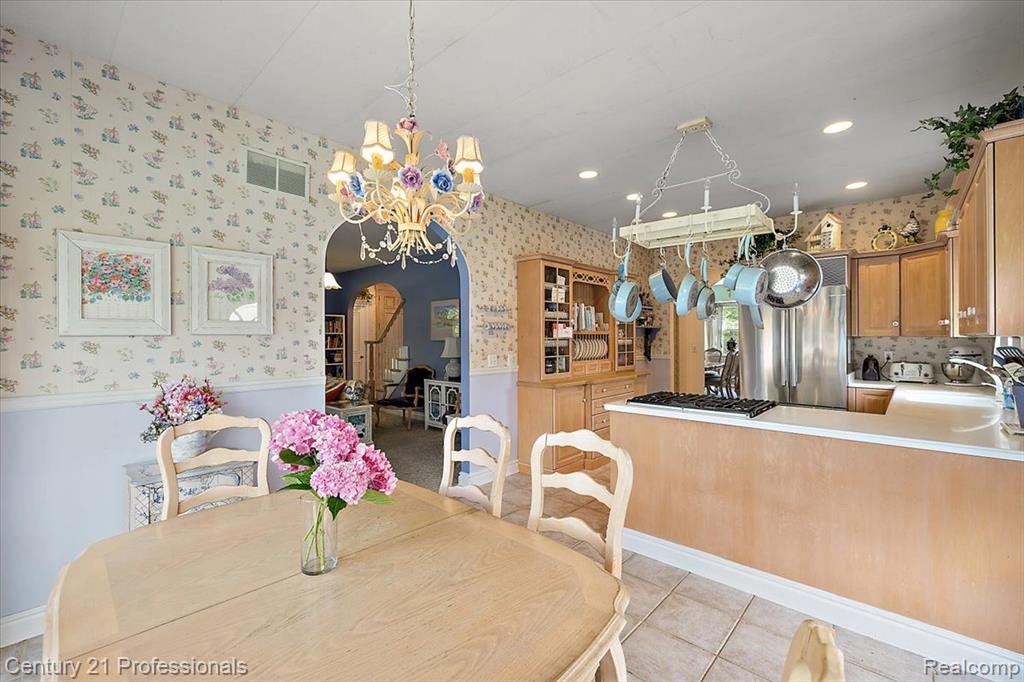 40205 Ashland Drive, Sterling Heights, MI 48313 — Photo 28